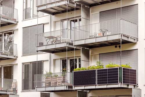 Mini-Solaranlage auf dem Balkon